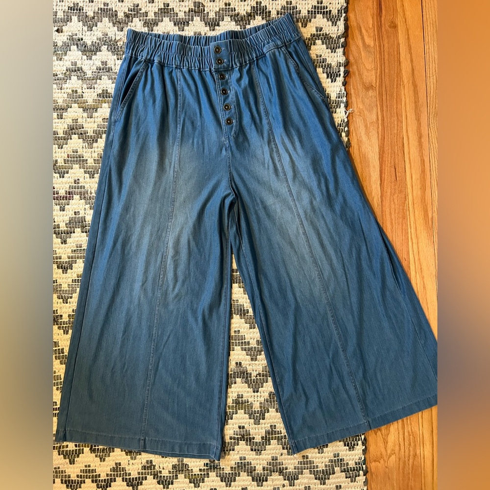 Blue Wide-Leg Pants with Button Detail